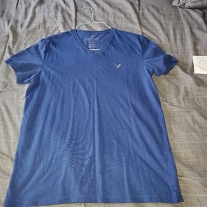 American eagle V neck